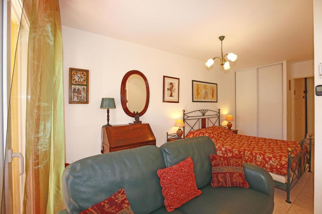 Appartement 3 Personnes Avec Coin Nuit Avec Terrasse Et Parking Quartier Du Port De Nice ニース エクステリア 写真